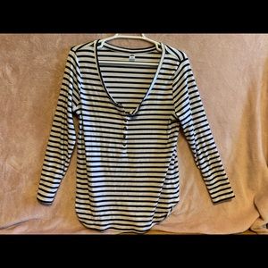 Striped Mid-Long Sleeve Shirt